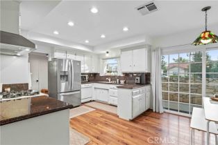 Single Family Residence, 4810 Heaven ave, Woodland Hills, CA 91364 - 37