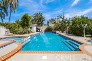 Single Family Residence, 18047 Erwin st, Encino, CA 91316 - 2