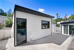 Single Family Residence, 20200 Clark st, Woodland Hills, CA 91367 - 16