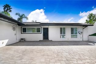 Single Family Residence, 20200 Clark st, Woodland Hills, CA 91367 - 2