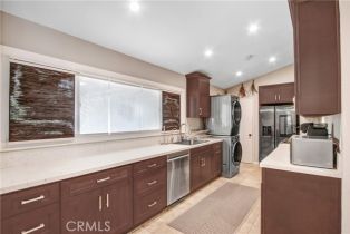 Single Family Residence, 20200 Clark st, Woodland Hills, CA 91367 - 6