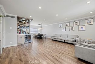 Condominium, 9778 Via Roma, Burbank, CA 91504 - 4