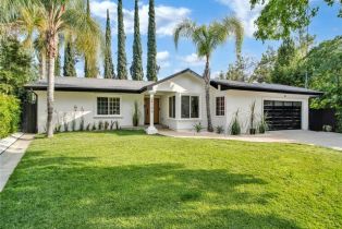 Single Family Residence, 24100 Philiprimm st, Woodland Hills, CA 91367 - 32