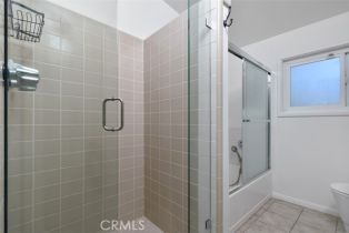 Single Family Residence, 23648 Emelita st, Woodland Hills, CA 91367 - 24