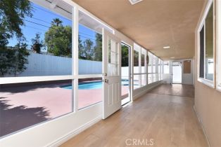 Single Family Residence, 23648 Emelita st, Woodland Hills, CA 91367 - 33