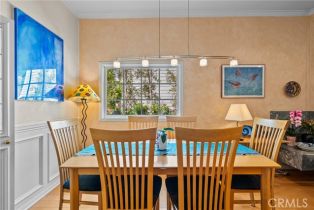 Single Family Residence, 17034 Escalon dr, Encino, CA 91436 - 11