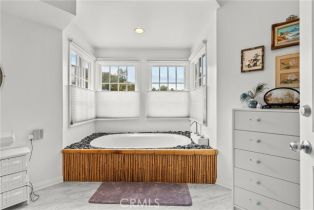 Single Family Residence, 17034 Escalon dr, Encino, CA 91436 - 22