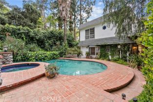 Single Family Residence, 17034 Escalon dr, Encino, CA 91436 - 39