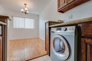 Condominium, 5400 Newcastle ave, Encino, CA 91316 - 10