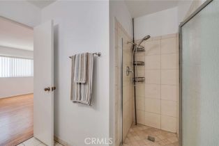 Condominium, 5400 Newcastle ave, Encino, CA 91316 - 21