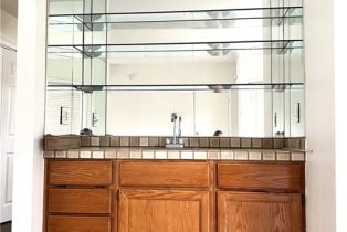 Single Family Residence, 18711 Miranda st, Tarzana, CA 91356 - 12