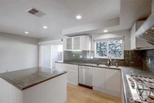 Single Family Residence, 24216 Calvert st, Woodland Hills, CA 91367 - 19