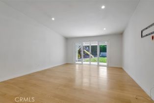 Single Family Residence, 24216 Calvert st, Woodland Hills, CA 91367 - 31