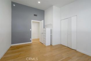 Single Family Residence, 24216 Calvert st, Woodland Hills, CA 91367 - 44