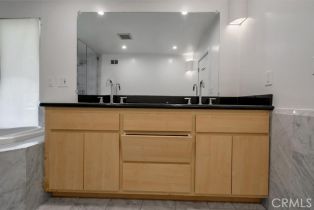 Single Family Residence, 24216 Calvert st, Woodland Hills, CA 91367 - 53