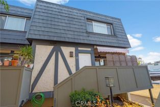 Townhouse, 18550 Hatteras st, Tarzana, CA 91356 - 32