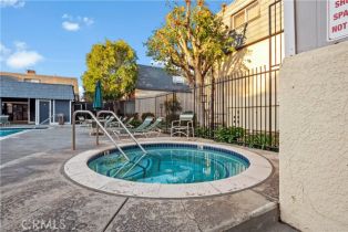 Townhouse, 18550 Hatteras st, Tarzana, CA 91356 - 45