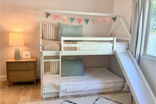 Single Family Residence, 21700 Mulholland dr, Woodland Hills, CA 91364 - 16