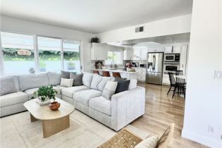 Single Family Residence, 21700 Mulholland dr, Woodland Hills, CA 91364 - 5