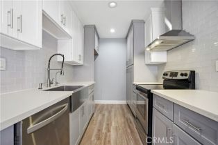 Condominium, 5414 Newcastle ave, Encino, CA 91316 - 2