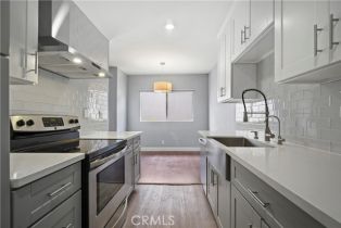 Condominium, 5414 Newcastle ave, Encino, CA 91316 - 3