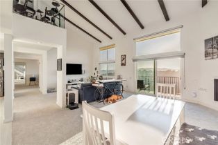 Condominium, 2385 Roscomare rd, Bel Air, CA 90077 - 4