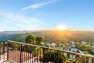 Condominium, 2385 Roscomare rd, Bel Air, CA 90077 - 9