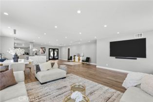 Single Family Residence, 17321 Lahey st, Granada Hills, CA 91344 - 15