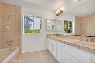 Single Family Residence, 5445 Napoleon ave, Oak Park, CA 91377 - 32