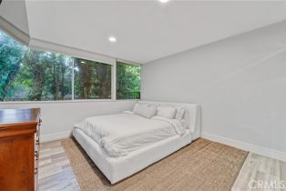 Single Family Residence, 15737 Sutton st, Encino, CA 91436 - 28