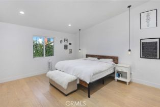 Single Family Residence, 18149 Calvert st, Tarzana, CA 91335 - 13