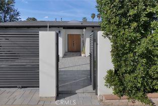 Single Family Residence, 18149 Calvert st, Tarzana, CA 91335 - 2