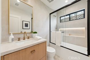 Single Family Residence, 13817 Valley Vista blvd, Sherman Oaks, CA 91423 - 41