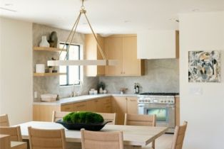 Single Family Residence, 13817 Valley Vista blvd, Sherman Oaks, CA 91423 - 9