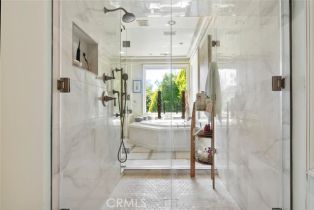 Single Family Residence, 5497 Amber cir, Calabasas, CA 91302 - 18