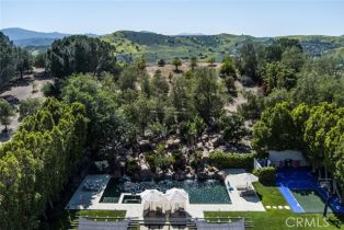 Single Family Residence, 5497 Amber cir, Calabasas, CA 91302 - 50