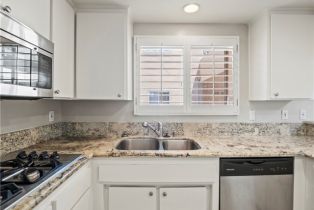 Condominium, 4301 Fulton ave, Sherman Oaks, CA 91423 - 12