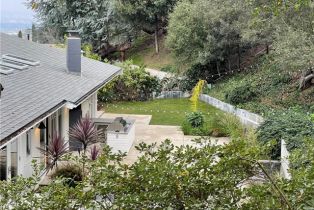 Single Family Residence, 3325 Alana dr, Sherman Oaks, CA 91403 - 24