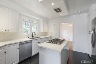 Single Family Residence, 3325 Alana dr, Sherman Oaks, CA 91403 - 7