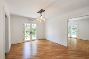 Single Family Residence, 3325 Alana dr, Sherman Oaks, CA 91403 - 8