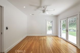 Single Family Residence, 3325 Alana dr, Sherman Oaks, CA 91403 - 9