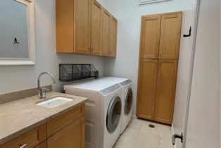 Single Family Residence, 3325 Alana dr, Sherman Oaks, CA 91403 - 16