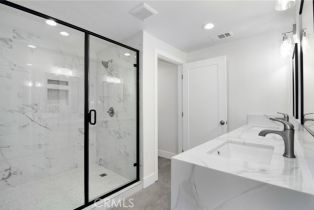 Single Family Residence, 22548 Victory blvd, Woodland Hills, CA 91367 - 20