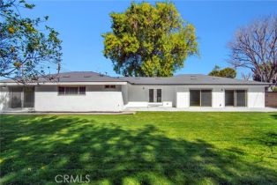 Single Family Residence, 22548 Victory blvd, Woodland Hills, CA 91367 - 29