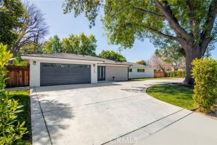 Single Family Residence, 22548 Victory blvd, Woodland Hills, CA 91367 - 3