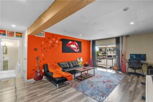 Condominium, 5460 White Oak ave, Encino, CA 91316 - 3