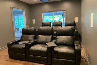 Single Family Residence, 23400 Collins st, Woodland Hills, CA 91367 - 15