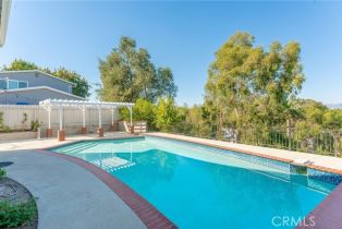 Single Family Residence, 23341 Bessemer st, Woodland Hills, CA 91367 - 24