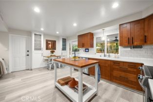 Single Family Residence, 5725 Blanco ave, Woodland Hills, CA 91367 - 20