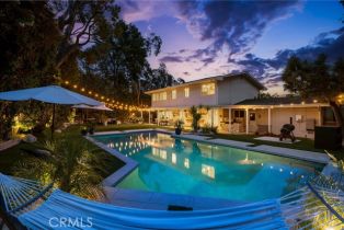 Single Family Residence, 5725 Blanco ave, Woodland Hills, CA 91367 - 3